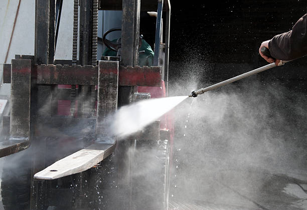 Playground Equipment Cleaning in Chenoweth, OR
