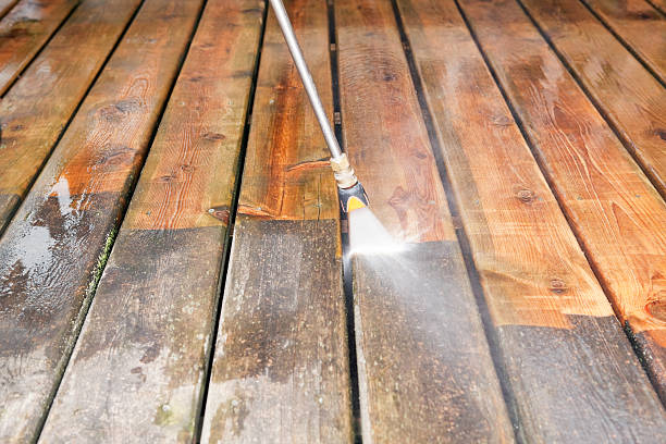 Best Driveway Pressure Washing  in Chenoweth, OR